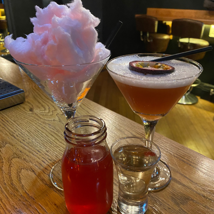 2 Cocktails for £12!